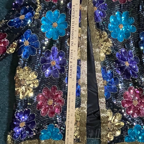 Vintage Leslie Fay Sequined Jacket. - Picture 8 of 12